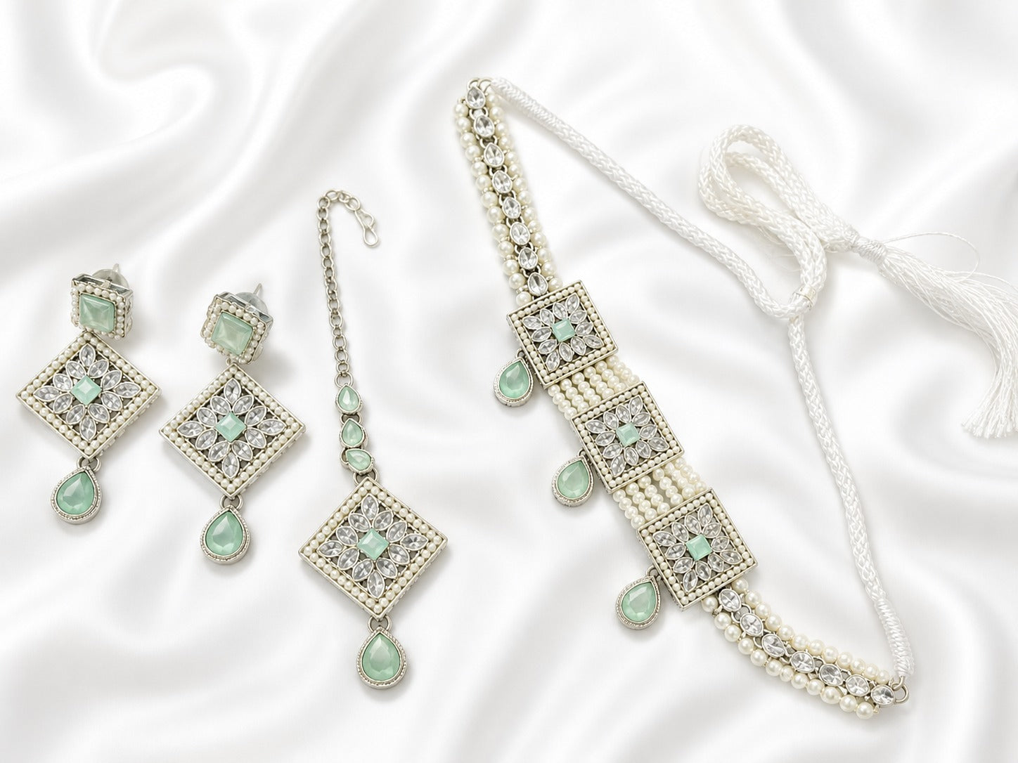 Necklace set