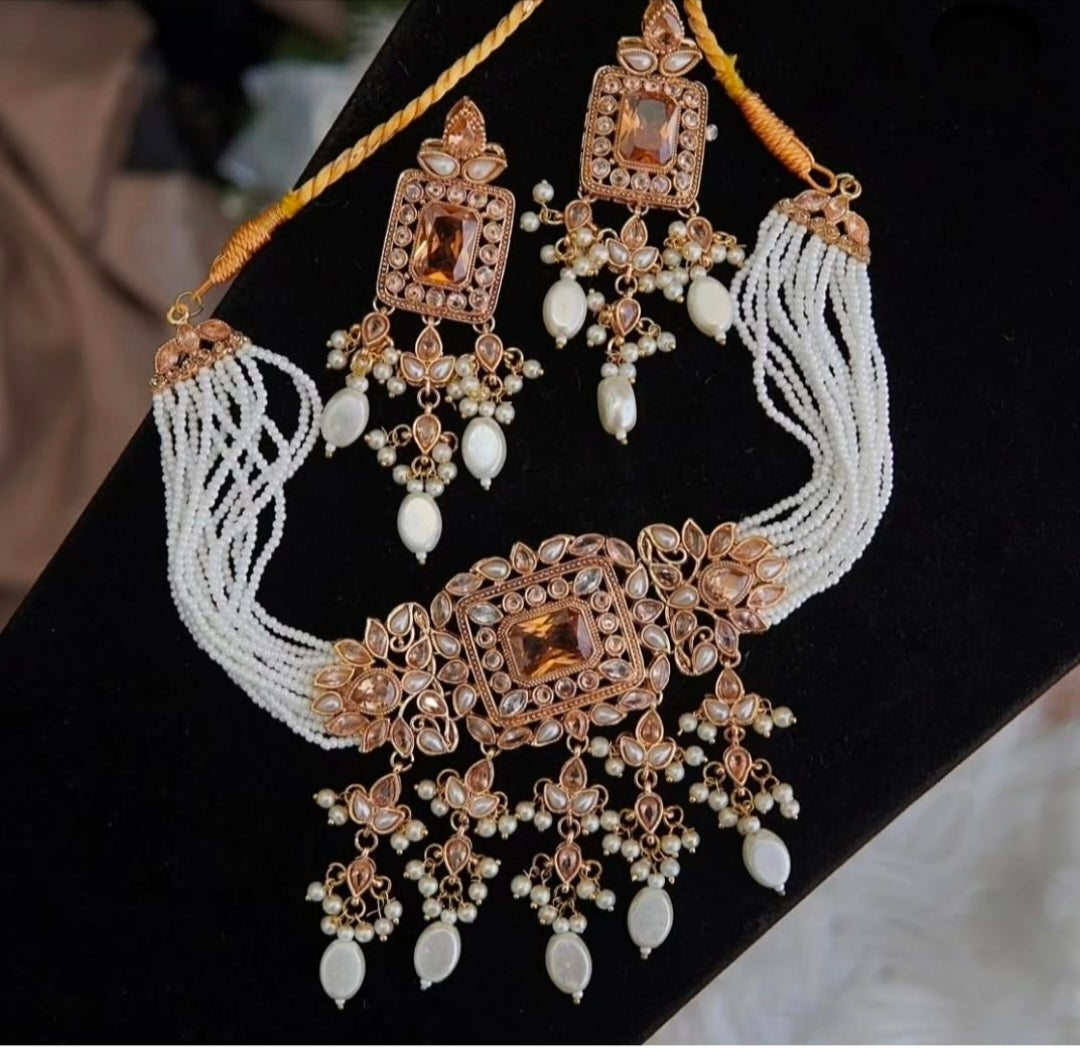 Necklace set